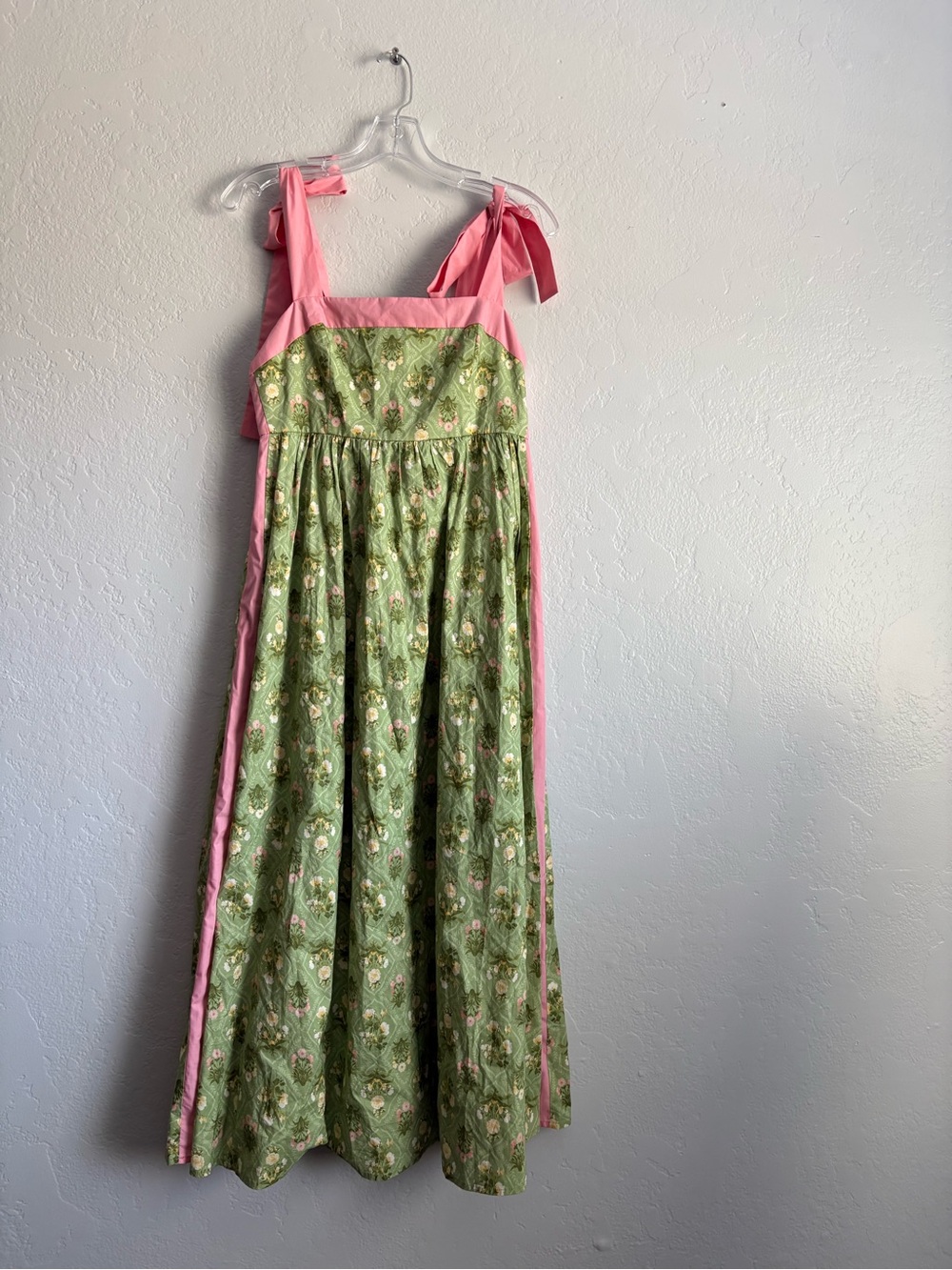 ❤️ NEW entro Green Floral Dress with Pink Accents